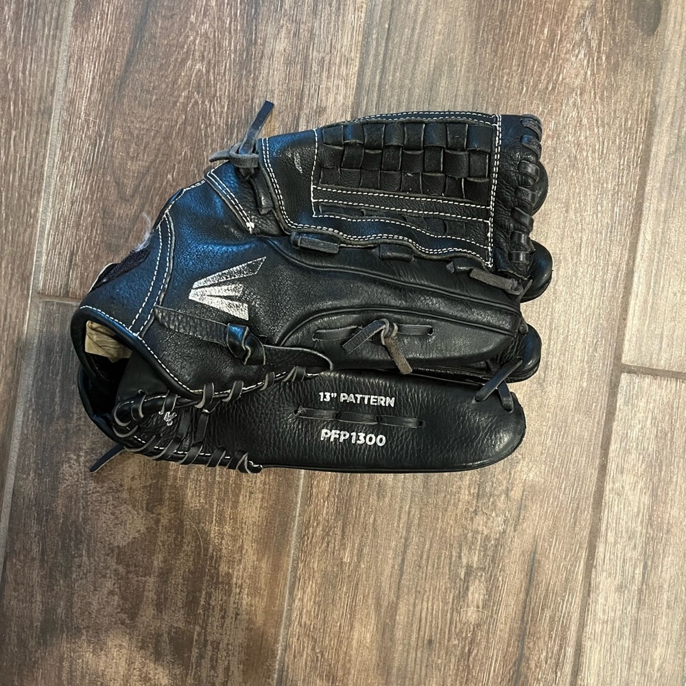 black easton softball glove